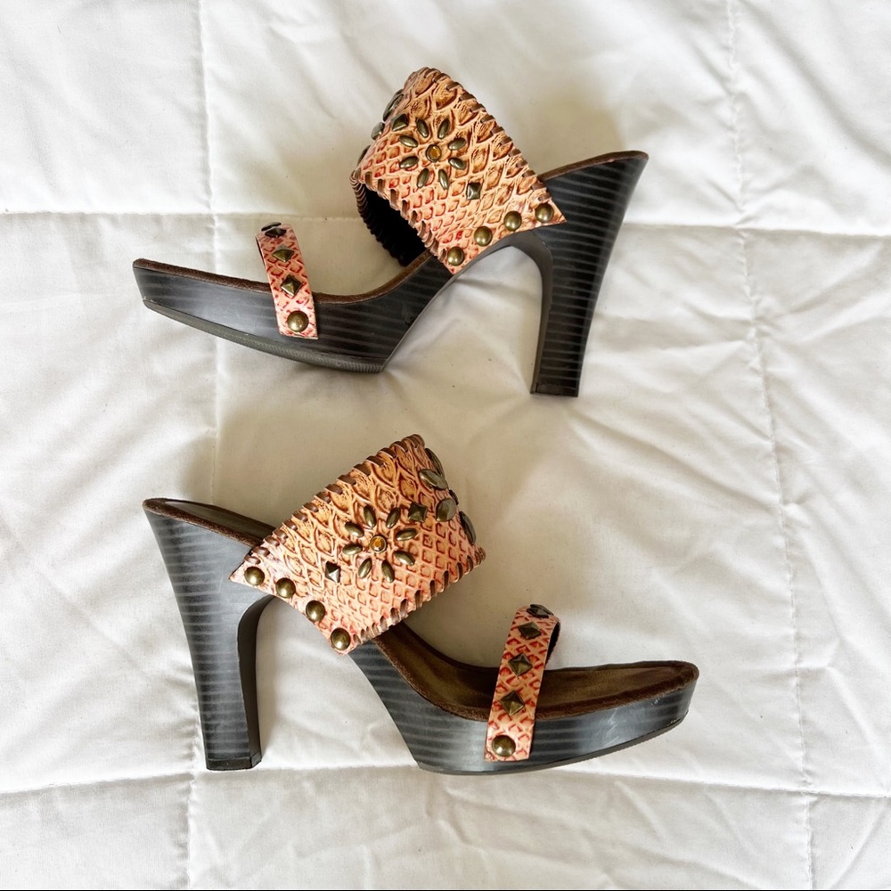 Amanda Smith Topaz embellished sandals